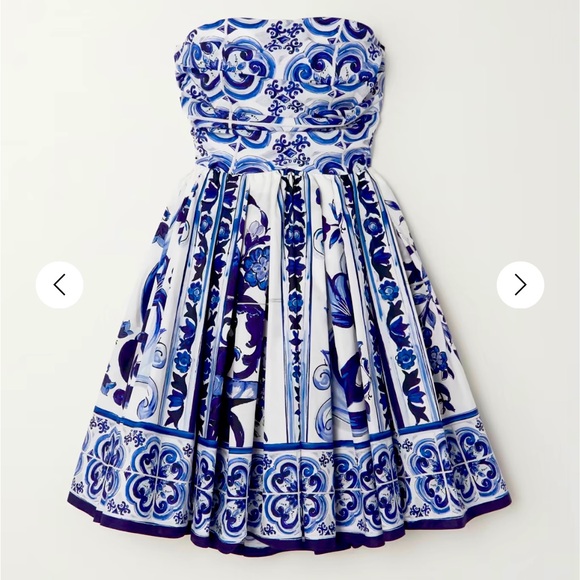 Dolce & Gabbana Dresses & Skirts - Dolce & Gabbana Majolica mini Poplin dress. NEVER WORN, WITH TAGS. Size 38IT